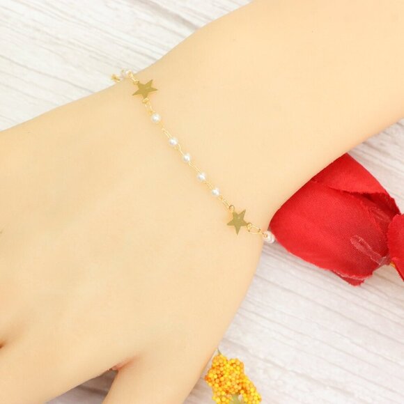 "Trendy Handmade Bracelet – A Thoughtful Gift for Girls & Women | UNVRC1386 - Picture 2 of 10